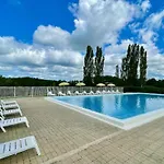 Avec Terrasse à La Douze, Idéal Pour 5 Personnes - Api-1-52-1079 La Douze