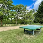 Avec Terrasse à La Douze, Idéal Pour 5 Personnes - Api-1-52-1079