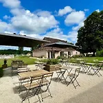 Avec Terrasse à La Douze, Idéal Pour 5 Personnes - Api-1-52-1079 * La Douze