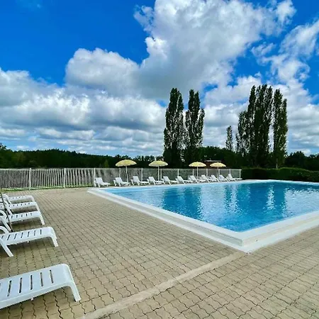 Avec Terrasse A La Douze, Ideal Pour 5 Personnes - Api-1-52-1079 La Douze