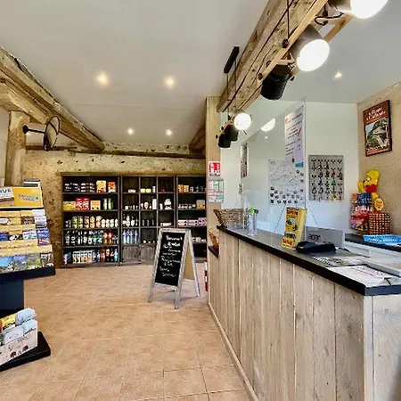 Avec Terrasse A La Douze, Ideal Pour 5 Personnes - Api-1-52-1079 Kemp