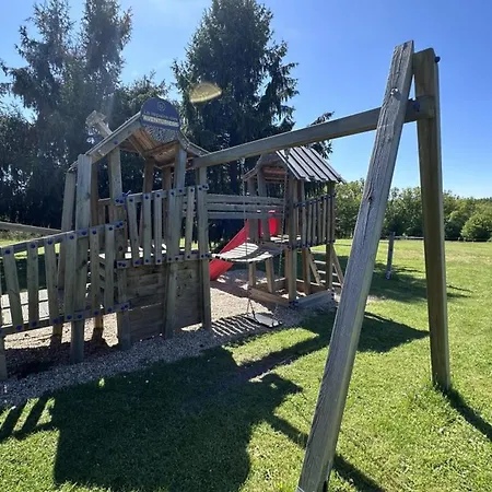 Avec Terrasse A La Douze, Ideal Pour 5 Personnes - Api-1-52-1079 La Douze